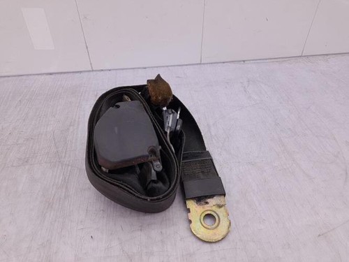 Ceinture avant gauche