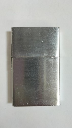 Réplique briquet huile - briquet,