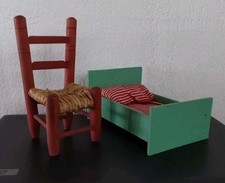 Meubles Miniatures Pour Poupée  Lit En Bois Avec Matelas Et Chaise Vintage 