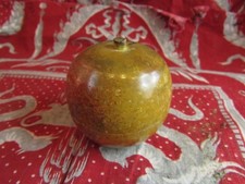 rare ancienne tabatière blague a tabac snuff box en bois peint  pomme