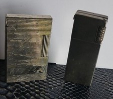 Lot 2 briquets à gaz