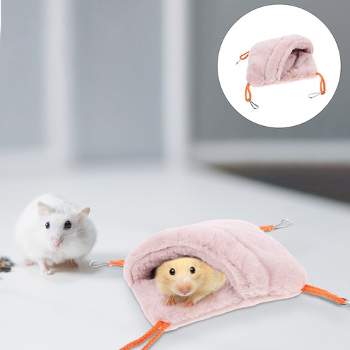 Petite cachette pour - , hamster