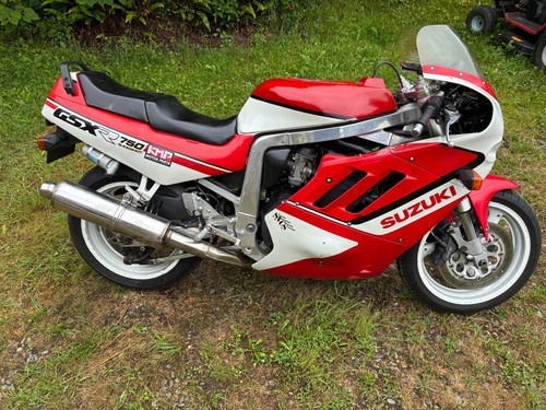 Carénage complet gsxr 750 - carénage,