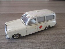 VINTAGE TOY # TEKNO DENMARK 731/32 # MERCEDES 220 S AMBULANCE