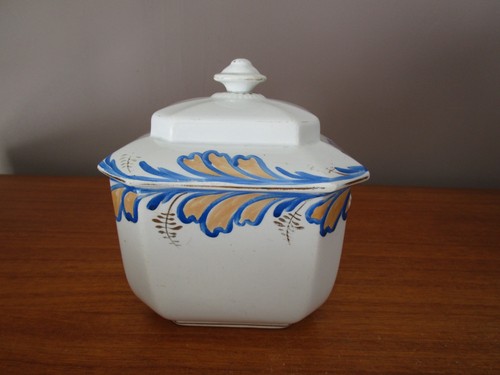 Pot avec couvercle sucrier - ,