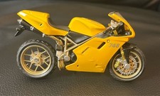 Voiture miniature moto Ducati