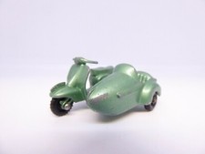 MATCHBOX - LESNEY - LAMBRETTA - SCOOTER - VESPA - SIDE CAR - VERT / GREEN - TOP