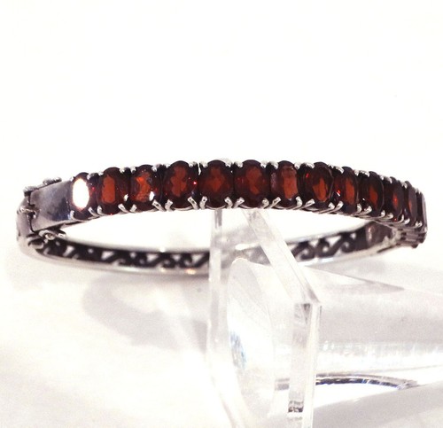 Ancien bracelet jonc - , ouvrant