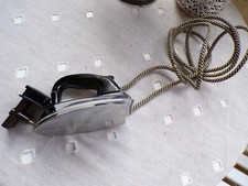 Ancien mini fer à repasser ELECTRIQUE ATMA  vintage décoration