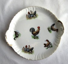 Plat à oeuf, porcelaine de Limoges Art Déco signée GOA: POules, Coq, Canard