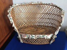 Ancien canapé de poupée en osier /rotin tressé