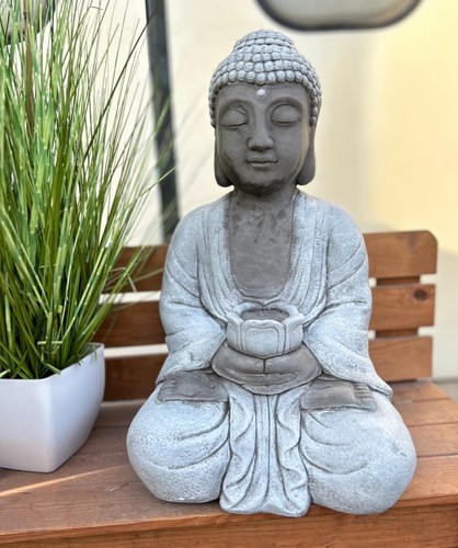 Statuette pierre - en,