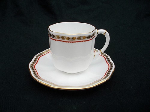 Royal crown derby carlton - derby.,