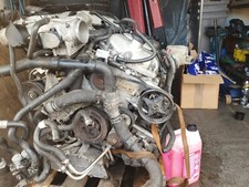 moteur 3l v6 essence se monte