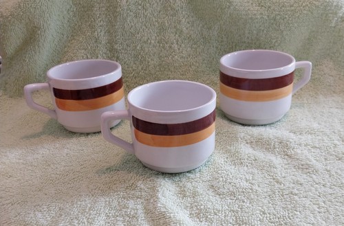 Lot tasses vintage - de,