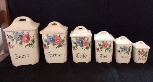 Pots épices - à,