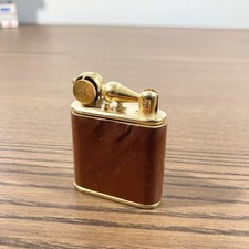Briquet Nova vintage cuir et laiton | Made in U.S. Zone Germany 1940