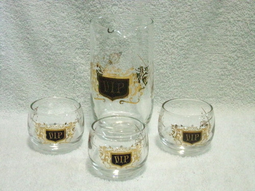 Vtg vip gold crest - vtg,