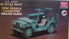 KIT MODÈLE 1:35 M 151 A2 MUTT ACADEMY MINICRAFT NEUF COMME NEUF