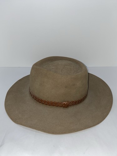 Akubra hat snowy river - snowy,