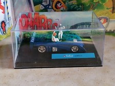 MV1 voiture altaya IXO 1/43