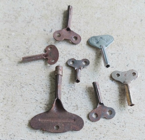 Lot clefs anciennes - 7,