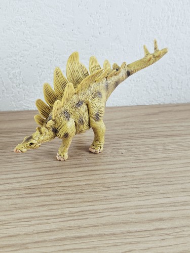 Schleich figurine dinosaure