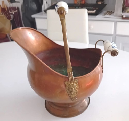 Ancien seau charbon braise - ou,