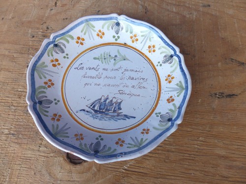 Ancienne assiette décorative