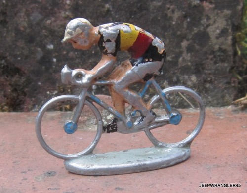 Aludo coureur cycliste - /, tour