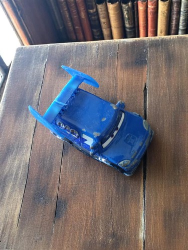 Voiture miniature disney cars - voiture,