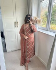 Vêtement Fête Indien Look Faux Georgette Kurta Palazzo Avec Dupatta pour Femmes