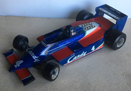 Burago cod 2105 tyrrell - 2105,