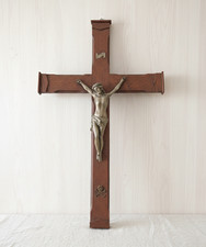 Ancien grand crucifix mural