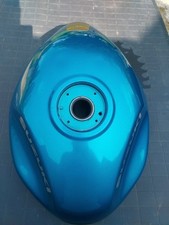 Réservoir  avec peinture