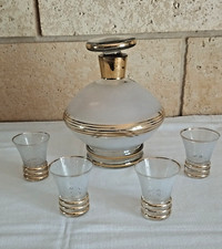 CARAFON EN VERRE SOUFFLÉ