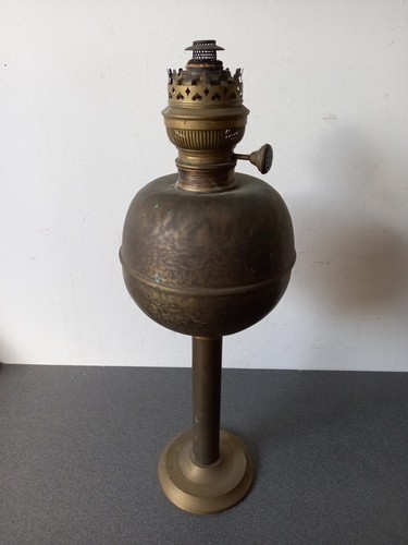 Ancienne lampe petrole - a,