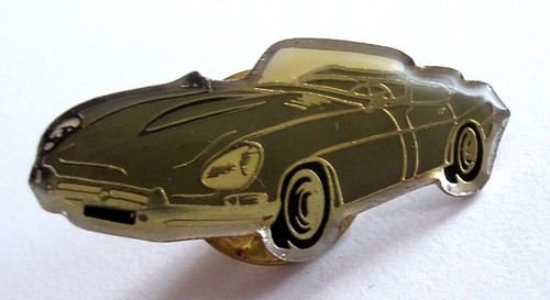 Insigne pin ancienne - pin's, voiture