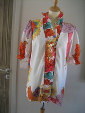 Blouse/Tunique neuve blanche à motif fleur T: 38/40