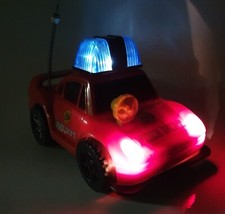 POMPIER  VOITURE GYROPHARE BLEU  JOUET ANCIEN  FONCTIONNE AVEC PILES  FIRE DEPT.