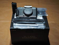 Fujifilm X-T100 + Grip 1704 Click !