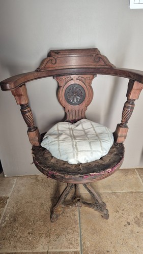Ancien fauteuil capitaine - capitaine, /