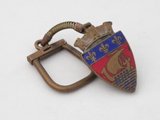 PORTE CLÉS ANCIEN - ÉMAILLÉ - KEYCHAIN - RENAULT - GARAGES DE FRANCE - PARIS