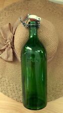 ANCIENNE BOUTEILLE VERRE VERT EPAIS 1 L. "KRISTàLY" (Hongrie?) ETRIER NETTOYE