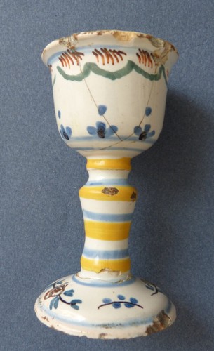 Coquetier faïence 18e - en,
