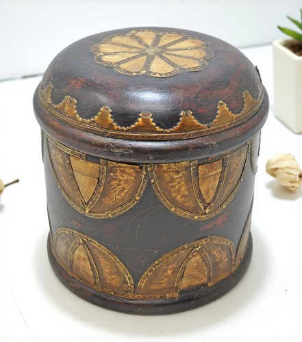 Boîte ronde bois vintage - boîte, en