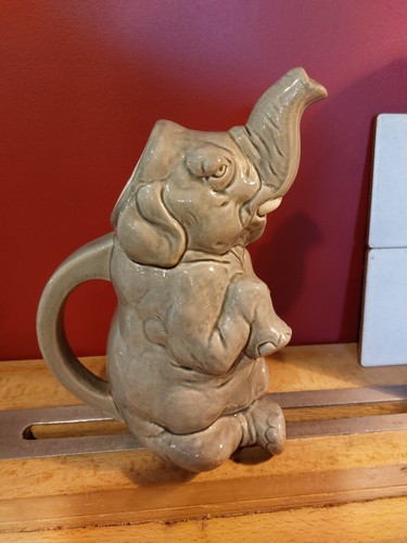 Ancienne carafe pichet