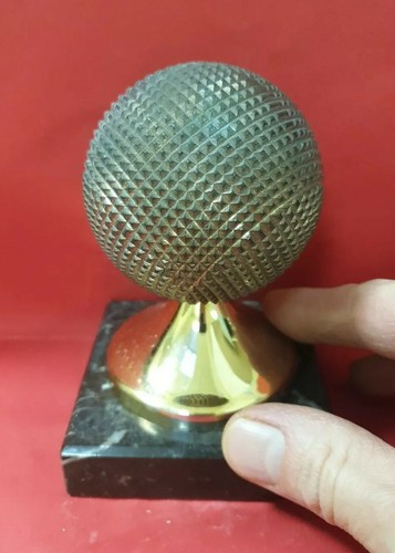 Statue sculpture boule balle - boule,