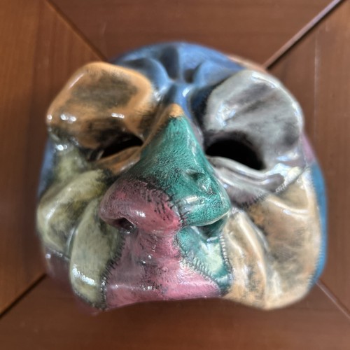 Masque i t ien - v,