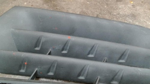 Grille calandre gauche - de,
